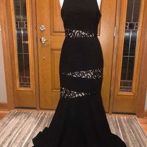 BCBGMAXAZRIA Black gown - Size 12